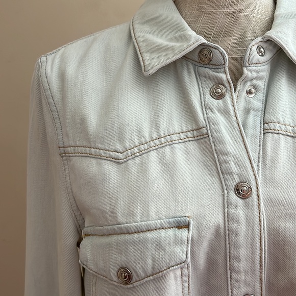 Zara Wonens Denim Overshirt Snap Front Shirt Size: M - Picture 3 of 5